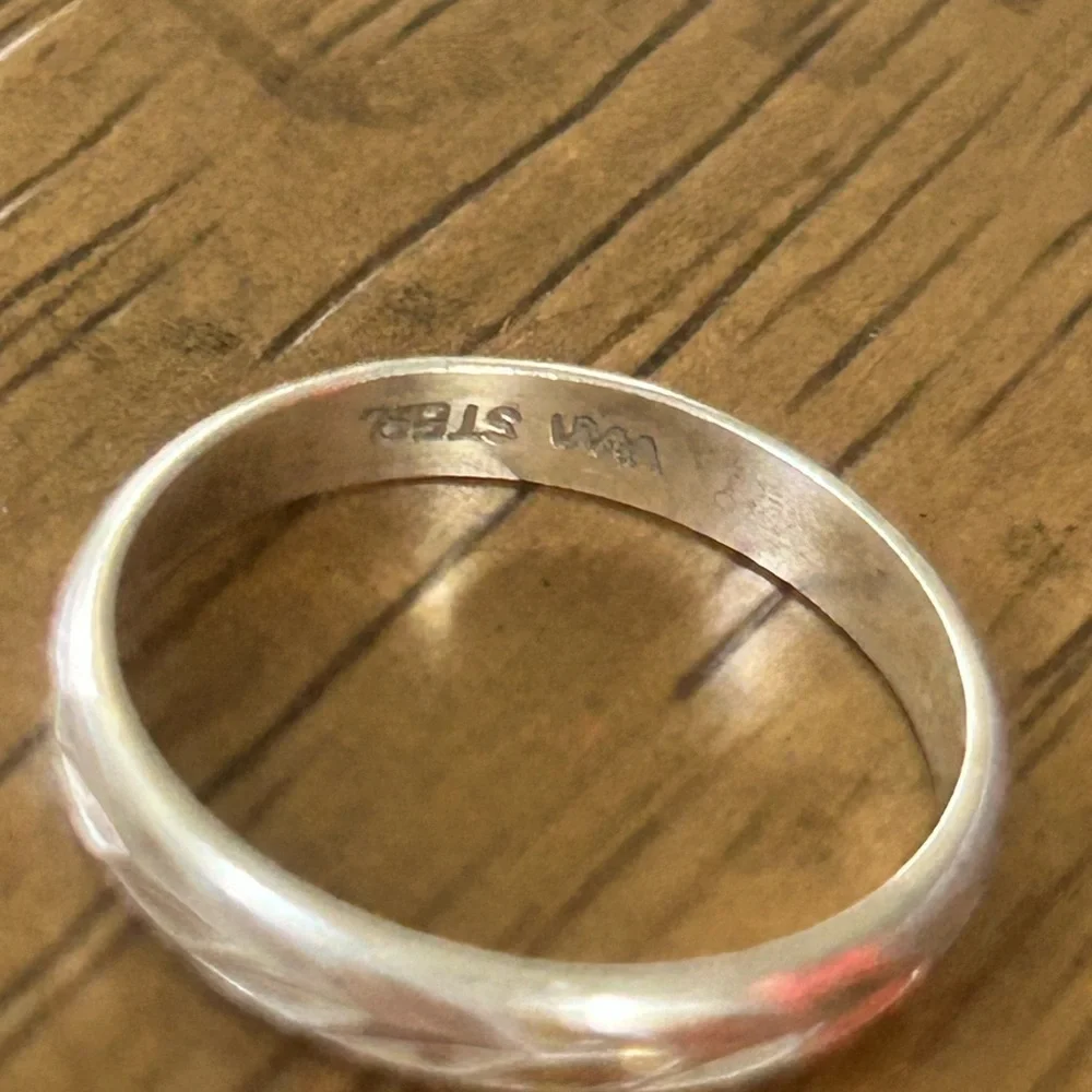 Elegant Sterling Silver Patterned Hoop Earrings and Band Ring Set